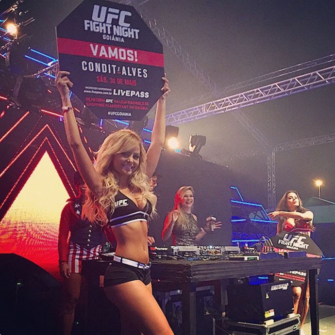 Octagon girls em festa à fantasia em Goiânia UFC