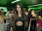 Thaila Ayala usa look estiloso no Rock in Rio
