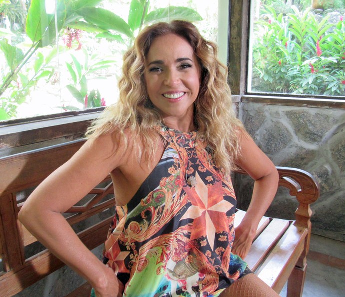 Daniela Mercury posa nos bastidores do Mais Você (Foto: Priscilla Massena/Gshow)