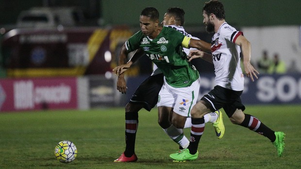 Resultado de imagem para Santa Cruz x Chapecoense
