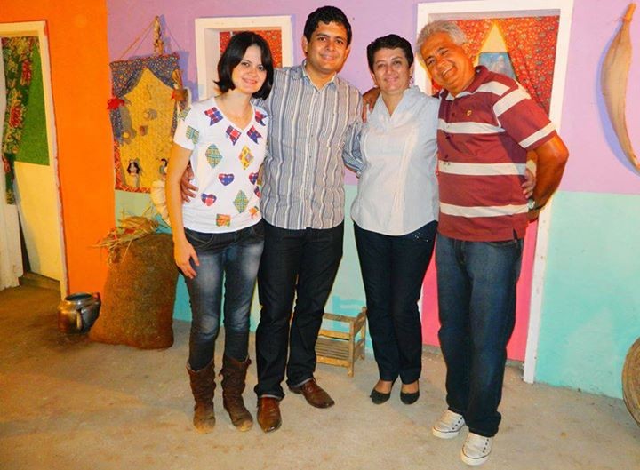 Raquel reunida com a família em evento da TV Grande Rio (Foto: Arquivo Pessoal)