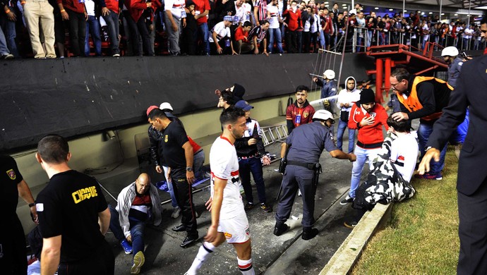 São Paulo Acidente Morumbi  (Foto: Marcos Ribolli)