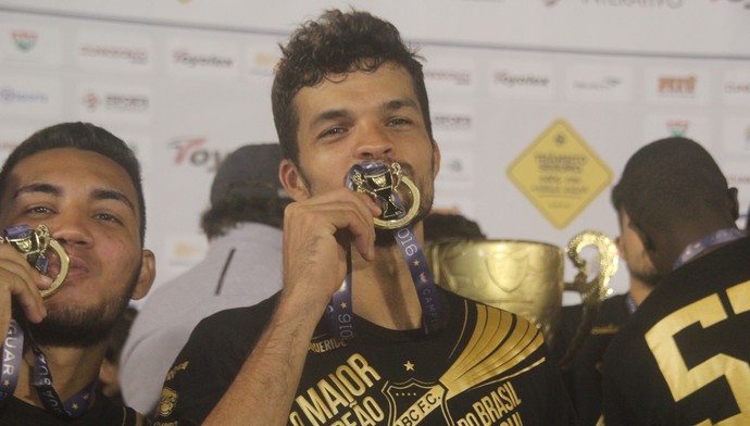 Márcio Passos volante do ABC campeão (Foto: Fabiano de Oliveira)