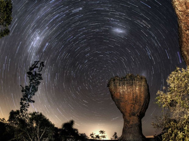 Exposição de astrofotografia que mostram os arenitos do Parque Estadual de Vila Velha abre na terça-feira (6) (Foto: Divulgação/Sérgio Mendonça)