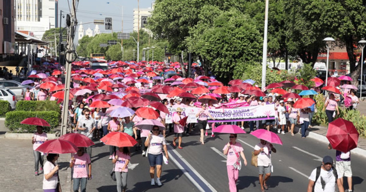 G1 Caminhada do Outubro Rosa reúne mais de 5 mil pessoas em Teresina