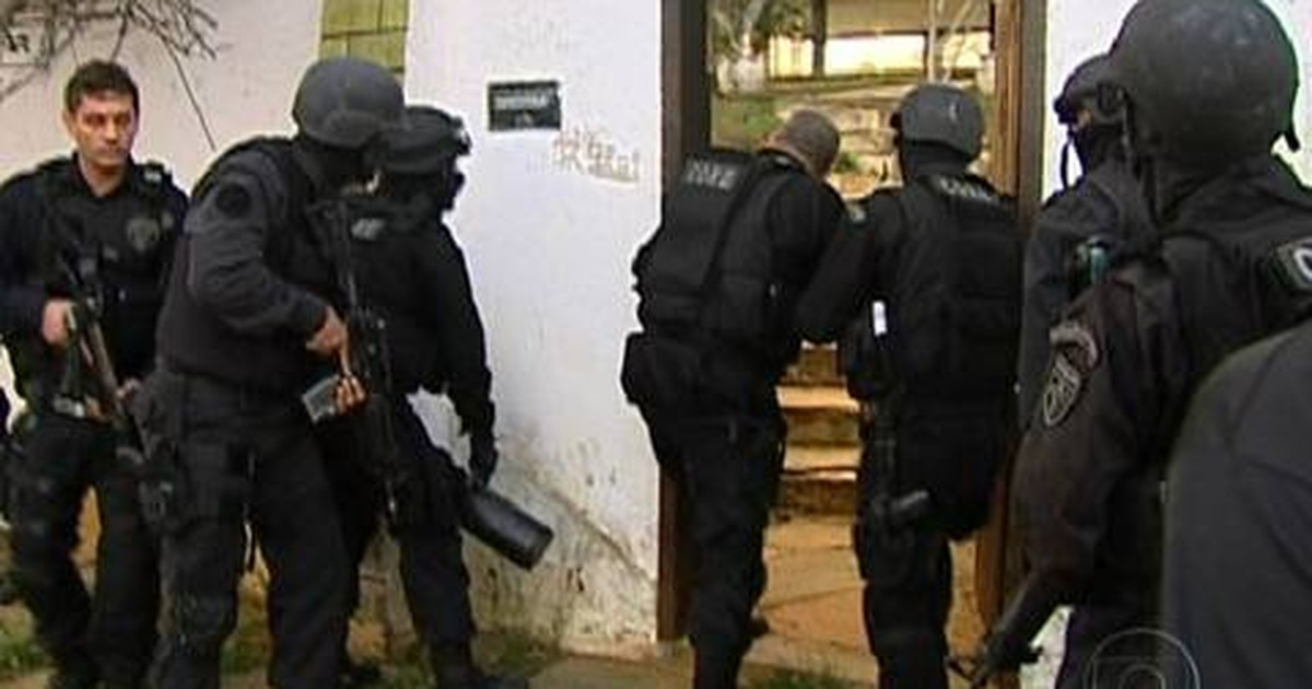 Jornal Hoje Jovens de classe média alta são presos por tráfico no Rio