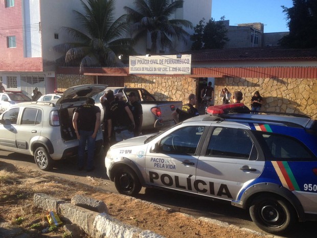 Operação Hades foi deflagrada nesta quinta-feira (21) no Sertão de Pernambuco (Foto: Divulgação/Polícia Civil)