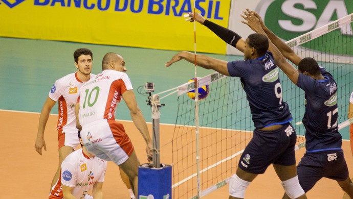 Campinas x Cruzeiro Superliga masculina (Foto: Cinara Picolo / Divulgação Brasil Kirin)