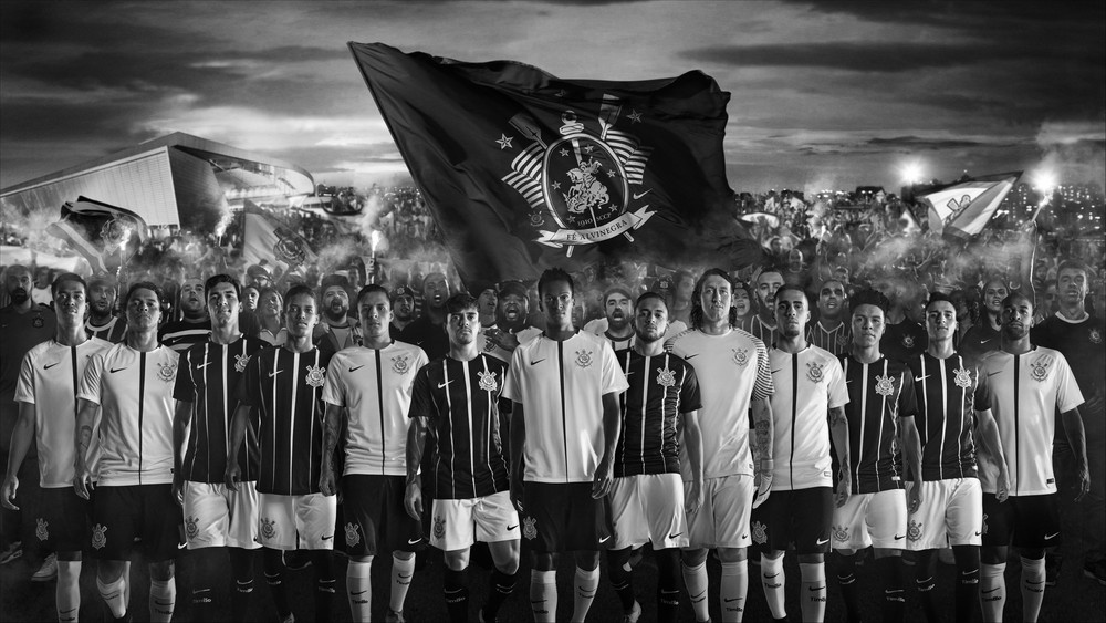 Corinthians lança novos uniformes antes do clássico; veja os modelos