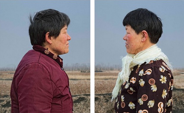 Gêmeas fotografadas na série de Gao Rongguo (Foto: Gao Rongguo)