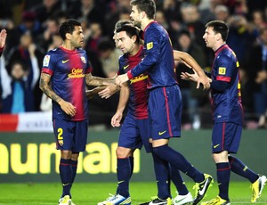 xavi pique daniel alves barcelona gol espanyol (Foto: Agência Getty Images)