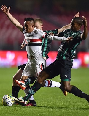 São Paulo x Juventude Cueva (Foto: Marcos Ribolli)