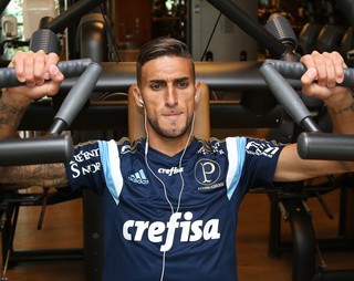 À espera de documentação, Rafael Marques e Moisés seguem fora