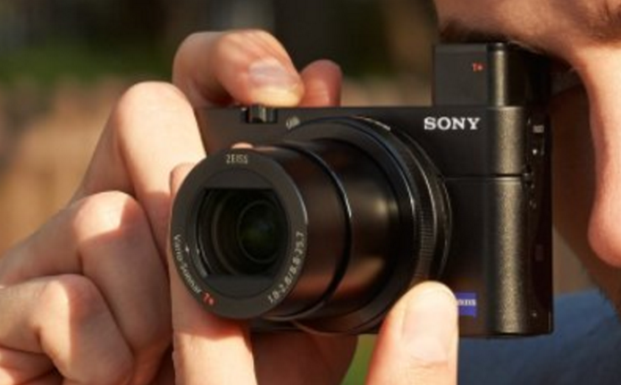 Veja se ainda vale a pena comprar uma câmera digital (Foto: Divulgação/Sony) (Foto: Veja se ainda vale a pena comprar uma câmera digital (Foto: Divulgação/Sony))