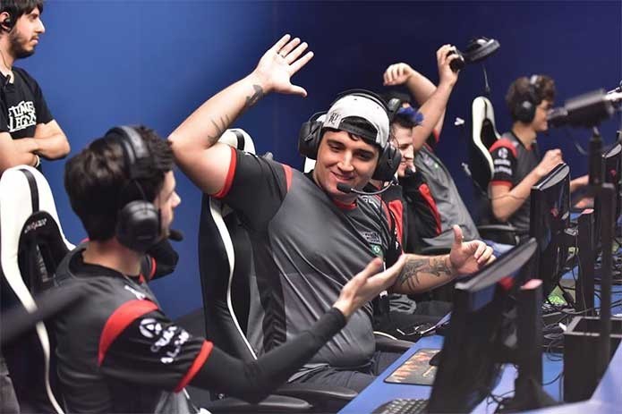 Diversas equipes participaram do CBLoL, como a Pain (Foto: Divulgação/Riot Games)
