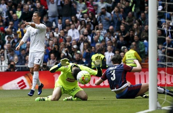 Cristiano Ronaldo Real Madrid Eibar (Foto: Reuters)