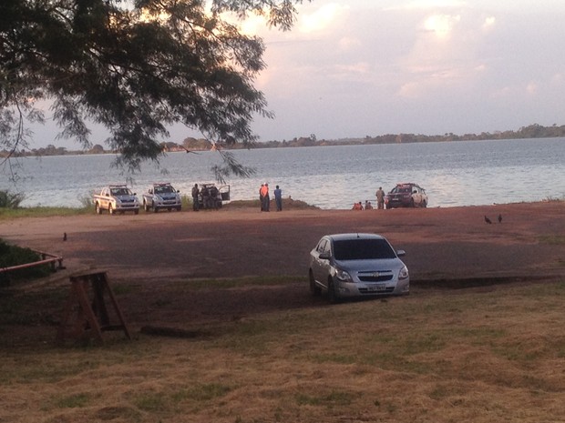 Três corpos chegaram à Santarém no porto da Companhia Docas do Pará (CDP) (Foto: Adonias Silva/G1)