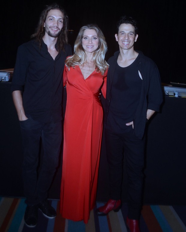 Pablo Vares, Letícia Spiller e João Silveira (Foto: AgNews) Pablo Vares, Letícia Spiller e João Silveira (Foto: AgNews)