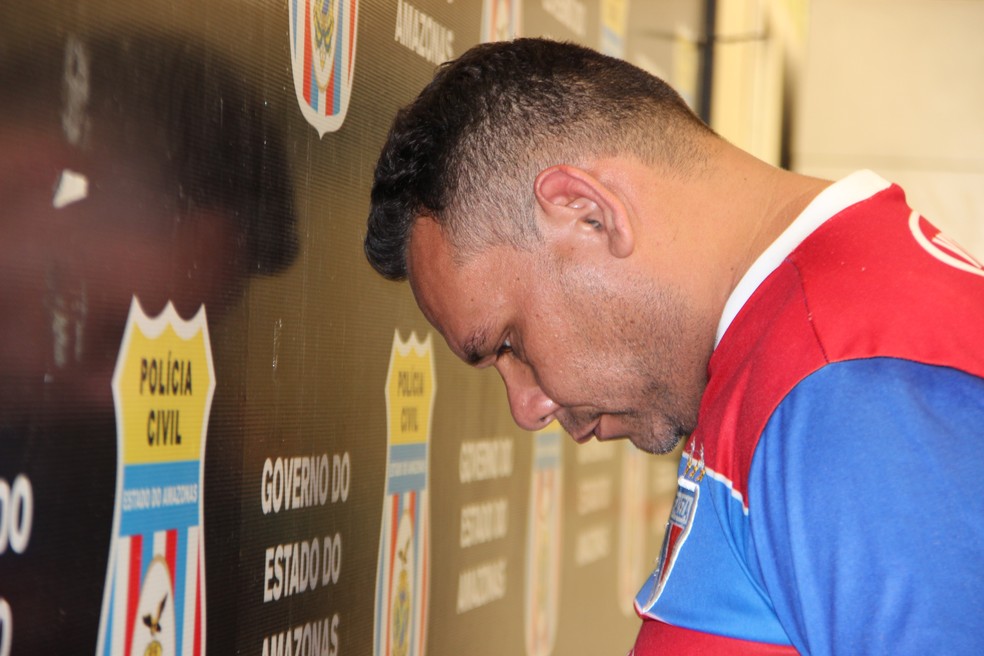 Suspeito não comentou sobre os crimes  (Foto: Suelen Gonçalves/G1 AM)