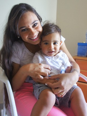 Ana Lúcia com o filho Pepeu na Paraíba (Foto: Inaê Teles/G1)