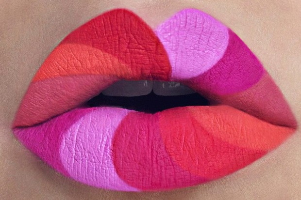 Maquiagens de Andrea Reed (Foto: Instagram / Reprodução) Maquiagens de Andrea Reed (Foto: Instagram / Reprodução)