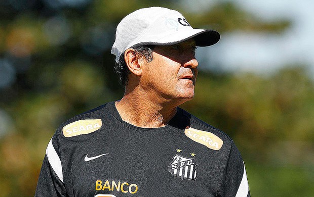 Muricy Ramalho no treino do Santos (Foto: Ricardo Saibun / Divulgação Santos FC)