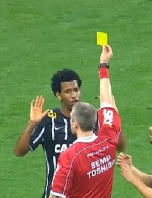 Primeiro em pontos, Corinthians lidera também as estatísticas de disciplina