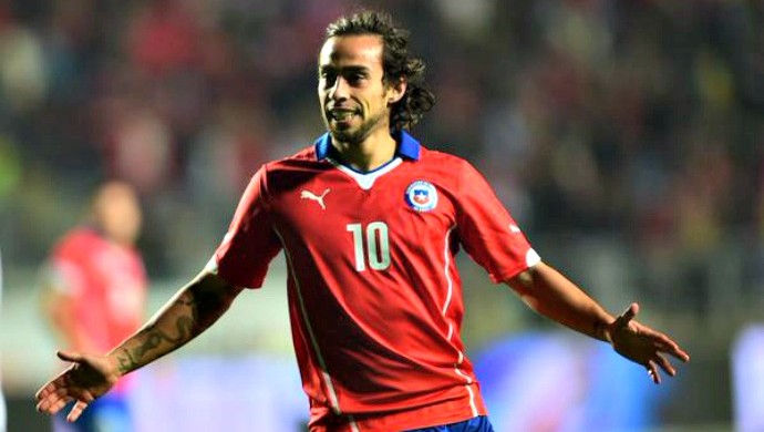 Valdivia marca, e Chile vence último amistoso antes da Copa América