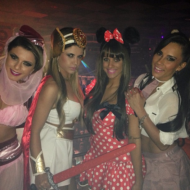 Babi Rossi, Cacau, Carol Dias e Kelly Medeiros em festa em Campinas, interior de São Paulo (Foto: Instagram/ Reprodução)