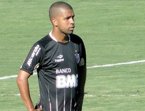 Lateral-esquerdo Leandro, do Atlético-MG (Foto: Valeska Silva / Globoesporte.com)