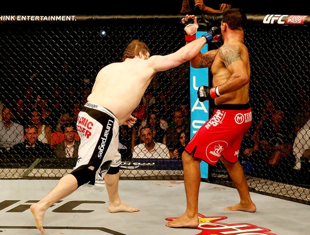  Roy Nelson vence Minotauro luta UFC Abu Dahbi (Foto: Getty Images)
