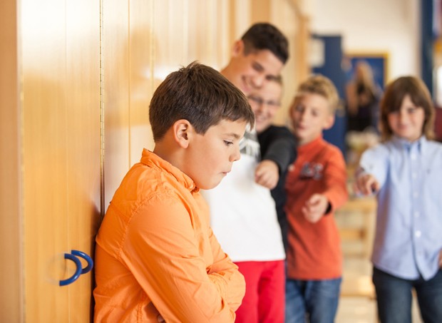 Social alerta sobre riscos do bullying nas escolas