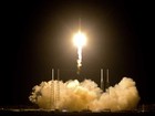 Primeiro foguete privado decola rumo à Estação Espacial Internacional