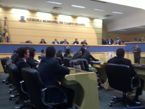 Início da sessão do julgamento do prefeito de Campo Grande (Foto: Lucas Lourenço/G1 MS)