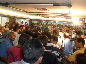 Negociação teve tumulto (Foto: Divulgação/AETC-JP)