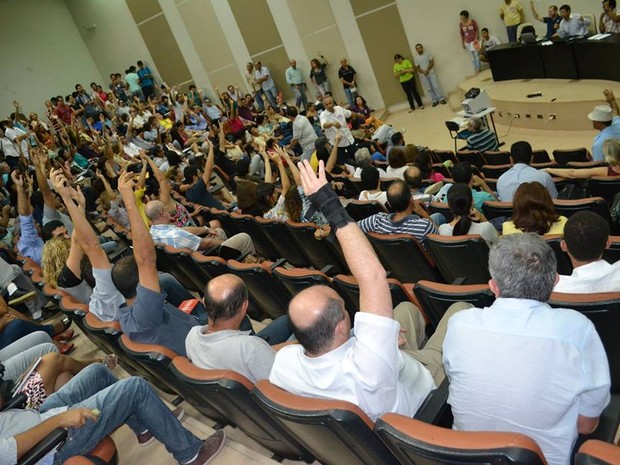 Assembleia geral foi convocada pela Adufal, na segunda (25) (Foto: Divulgação/Adufal)