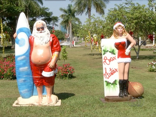 Decoração deste ano provocou polêmica na cidade (Foto: Reprodução/TV Anhanguera)