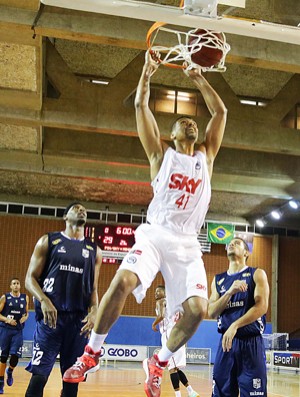 Basquete NBB - Pinheiros x Minas (Foto: Carol Coelho/Inovafoto) Basquete NBB - Pinheiros x Minas (Foto: Carol Coelho/Inovafoto)