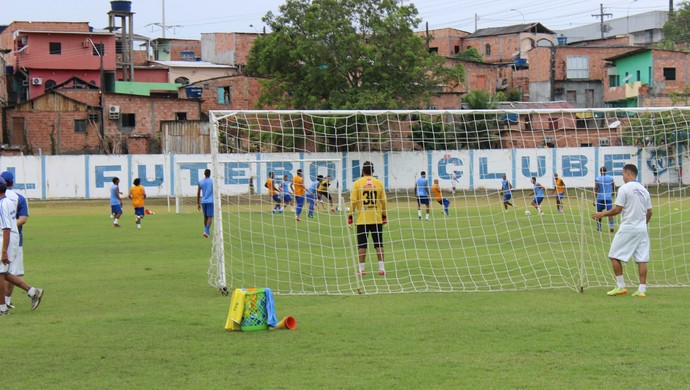 Nacional realizou último treino antes de encarar o Rio Branco (Foto: Marcos Dantas)