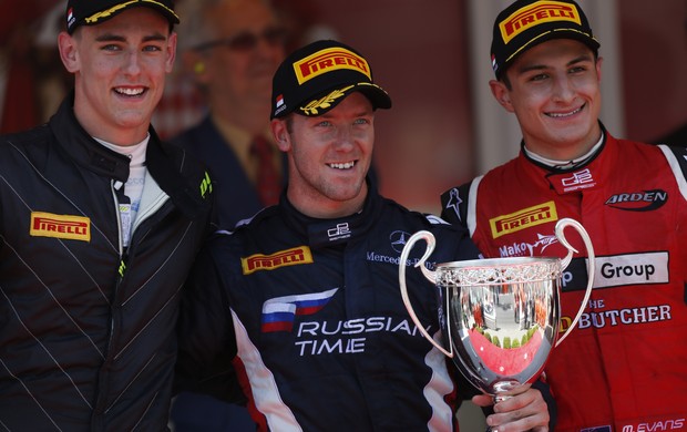 Sam Bird, Kevin Ceccon e Mitch Evans são os três primeiros no GP de Mônaco da GP2 (Foto: Divulgação)