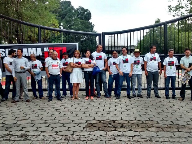 Atividades foram suspensas na manhã desta terça (Foto: Suelen Gonçalves/G1 AM)