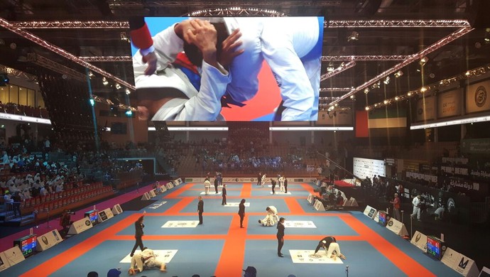 Mundial de Jiu-Jitsu: com surpresa, finais do absoluto na faixa-preta são  definidas; saiba mais