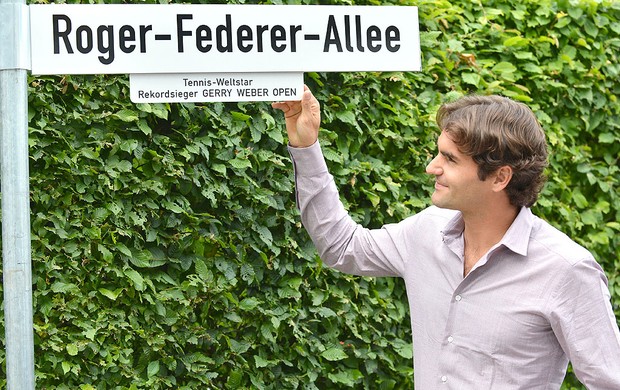 Roger Federer ganha rua em sua homenagem (Foto: AFP)