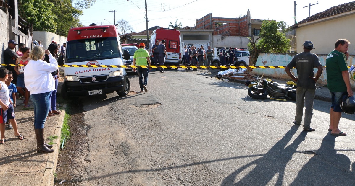 G1 - Acidente com moto mata dois em Bom Jesus dos Perdões, SP