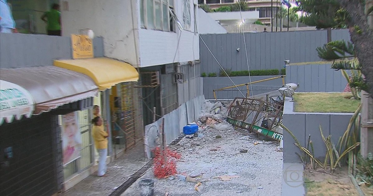 G1 Morre homem que caiu de quinto andar de prédio na Zona Sul do