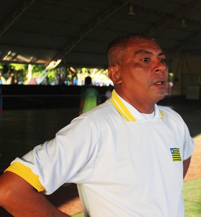 Bombom, treinador de basquete em Teresina (Foto: Ramiro Pena)