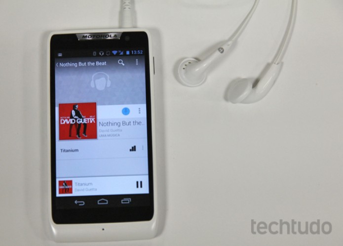Razr D3 traz Google Play Music como player nativo (Foto: Elson de Souza/TechTudo) Razr D3 traz Google Play Music como player nativo (Foto: Elson de Souza/TechTudo)