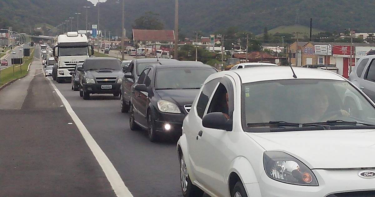 Obras na BR-101 e faixas bloqueadas devem gerar filas no litoral ... - Globo.com