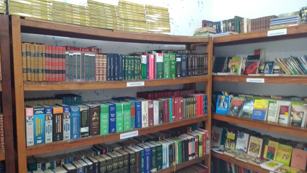 Biblioteca do Centro de Ressocializao de Cuiab (CRC), antigo Presdio do Carumb, em Cuiab (Foto: Sejudh/MT)