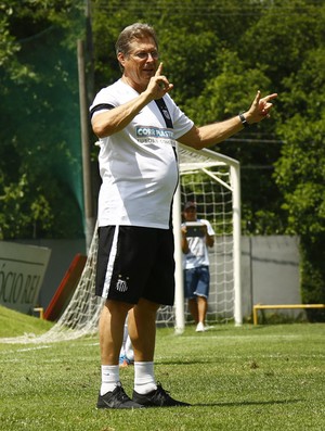 Oswaldo de Oliveira Santos (Foto: Ivan Storti/Divulgação Santos FC)